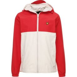 Lyle & Scott COLOUR BLOCK Kurtka wiosenna tomato red. Czerwone kurtki męskie marki Lyle & Scott, xxl, bez wzorów, z bawełny, bez kaptura. Za 459,00 zł.