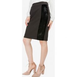 Silvian Heach Alcobaca Spódnica Czarny. Czarne spódniczki damskie Silvian Heach, xxs, bez wzorów, z elastanu. Za 335,95 zł.