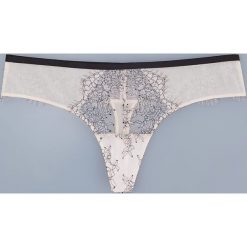 Koronkowe stringi - Różowy. Różowe stringi damskie marki Reserved, s, z koronki. Za 24,99 zł.