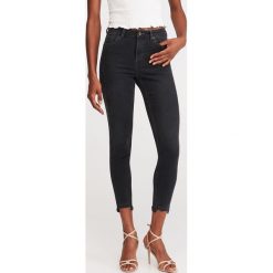 Jeansy slim push up - Szary. Jeansy damskie Reserved. Za 99,99 zł.