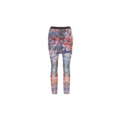 Legginsy i Rajstopy Desigual JFEHJ. Niebieskie pończochy i rajstopy marki Desigual, xs. Za 215,20 zł.