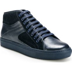 Buty męskie. Niebieskie buty sportowe męskie Wittchen, ze skóry, bez zapięcia. W wyprzedaży za 195,41 zł.