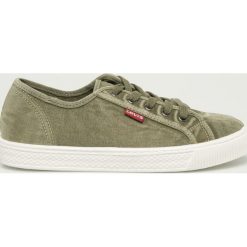 Levi's - Tenisówki Malibu Beach S. Zielone trampki i tenisówki damskie Levi's®, bez wzorów, z gumy, na sznurówki. W wyprzedaży za 129,90 zł.