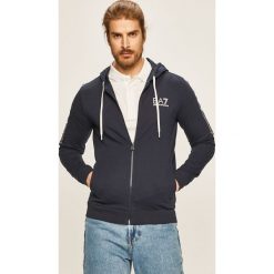 EA7 Emporio Armani - Bluza. Niebieskie bluzy męskie EA7 Emporio Armani, m, z aplikacjami, z bawełny, z kapturem, bez rękawów, z kapturem. W wyprzedaży za 379,90 zł.
