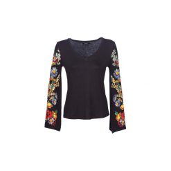 Swetry klasyczne damskie: Swetry Desigual CLAUDINA