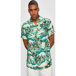 Polo Ralph Lauren - Koszula. Zielone koszule męskie Polo Ralph Lauren, s, bez wzorów, z wiskozy, klasyczne, polo, z krótkim rękawem. W wyprzedaży za 359,90 zł.