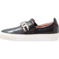 Półbuty damskie: Pavement FRIDA CHAIN Półbuty wsuwane black