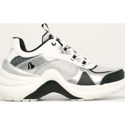 Skechers - Buty. Białe buty sportowe damskie Skechers, z gumy. W wyprzedaży za 279,90 zł.