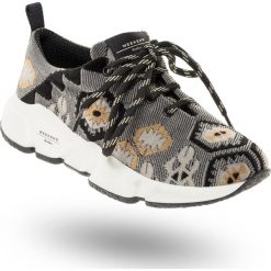 SNEAKERSY OCROMA Max Mara Weekend. Szare sneakersy damskie Weekend Max Mara, ze skóry. Za 1149,00 zł.