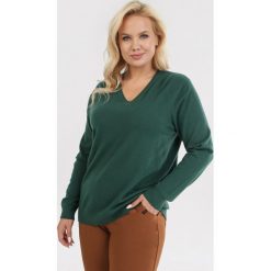 Ciemnozielony Sweter Eshiraith. Zielone swetry damskie Born2be, xl, bez wzorów, bez rękawów, bez kaptura. Za 69,99 zł.