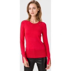 Guess Wanda Sweter Czerwony. Czerwone bluzy damskie Guess, l, z aplikacjami, z elastanu, bez rękawów, bez kaptura. Za 268,95 zł.