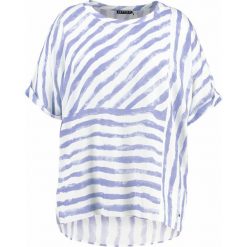 Bluzki asymetryczne: JETTE ALRAMONA Bluzka sky/real white