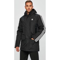 Adidas Originals - Kurtka. Czarne płaszcze męskie adidas Originals, m, bez wzorów, z poliesteru, długie, z kapturem. Za 649,90 zł.