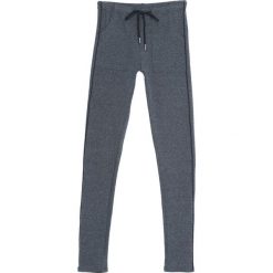 Ciemnoszare Spodnie Dresowe Evenness. Szare spodnie dresowe damskie marki Born2be, l, z dresówki. Za 39,99 zł.