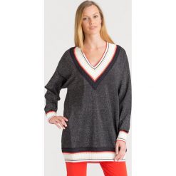 SWETER PINKO. Czarne swetry damskie Pinko, s, z aplikacjami, z materiału, bez rękawów, bez kaptura. Za 605,00 zł.