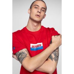 T-shirt męski TSM231 - czerwony. Czerwone koszulki męskie marki 4f, m, bez wzorów, bez kołnierzyka. Za 49,99 zł.