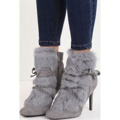 Ciemnoszare Botki Sheepskin. Czarne botki damskie na zamek marki Kazar, ze skóry, na wysokim obcasie, na sznurówki. Za 74,99 zł.
