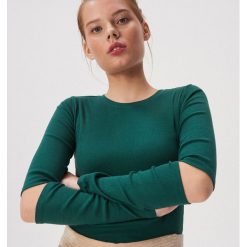 Bluzka z rozcięciami na łokciach - Zielony. Zielone bluzki damskie Sinsay, xl, bez wzorów, bez kołnierzyka, bez rękawów. W wyprzedaży za 19,99 zł.