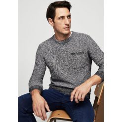 Swetry klasyczne męskie: Mango Man – Sweter Tigi