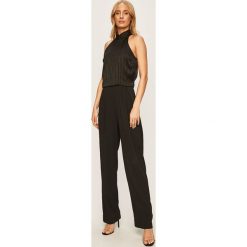 Vero Moda - Kombinezon. Czarne kombinezony damskie Vero Moda, s, bez wzorów, z elastanu, z okrągłym kołnierzem, z długim rękawem, długie. W wyprzedaży za 99,90 zł.
