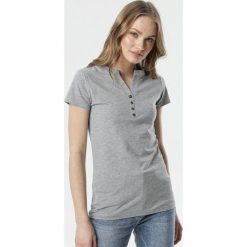 Szary T-shirt Costanza. Szare bluzki damskie Born2be, s, bez wzorów, ze stójką. Za 39,99 zł.