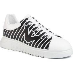 Sneakersy EMPORIO ARMANI - X4X264 XM227 C917 Opt./Wht/Wht/Blk/Wht. Białe sneakersy męskie Emporio Armani, bez zapięcia. W wyprzedaży za 859,00 zł.