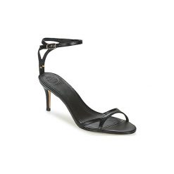 Sandały Guess NYALA. Czarne sandały damskie marki Guess, z aplikacjami, bez obcasa, bez zapięcia. Za 391,20 zł.