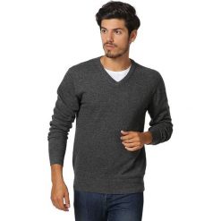 Sweter w kolorze antracytowym. Szare swetry męskie William de Faye, m, bez wzorów, z kaszmiru, bez kołnierzyka, bez kaptura. W wyprzedaży za 159,95 zł.