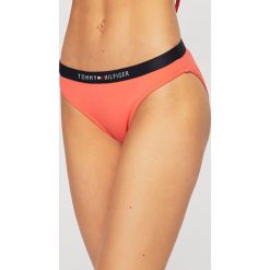 Tommy Hilfiger - Figi kąpielowe. Pomarańczowe stroje kąpielowe damskie l, z elastanu. W wyprzedaży za 119,90 zł.