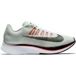Buty Nike Zoom Fly W Jasne Zielono-Szare. Szare buty sportowe damskie Nike, bez wzorów, z nylonu, do biegania, nike zoom. Za 399,99 zł.