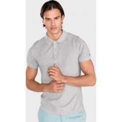 Tommy Hilfiger Polo Koszulka Szary. Szare podkoszulki męskie TOMMY HILFIGER, xl, z haftami, z bawełny, bez rękawów. Za 464,95 zł.