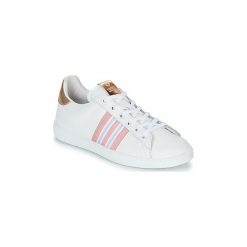Buty Victoria TENIS PIEL/DETALLE. Białe trampki i tenisówki damskie Victoria, bez wzorów, bez zapięcia. Za 299,00 zł.