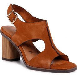 Sandały TAMARIS - 1-28343-24 Muscat 311. Pomarańczowe klapki damskie Tamaris, bez wzorów, ze skóry, bez obcasa, na obcasie. Za 279,00 zł.