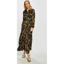 Vero Moda - Sukienka. Czarne sukienki damskie Vero Moda, na co dzień, s, bez wzorów, z poliesteru, casualowe, bez kołnierzyka, z długim rękawem, długie, maxi, rozkloszowane. W wyprzedaży za 149,90 zł.