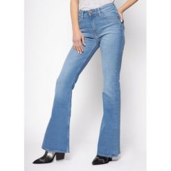 Jeansy Regular Fit Lee Breese L32YROEU. Niebieskie jeansy damskie Lee, l, bez wzorów, z elastanu. W wyprzedaży za 299,00 zł.