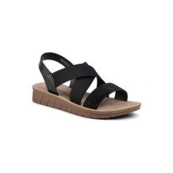 BASSANO WSL996-32 Czarny. Czarne sandały damskie Bassano, bez wzorów, ze skóry ekologicznej, bez obcasa, bez zapięcia. Za 49,99 zł.