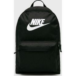 Nike Sportswear - Plecak. Żółte plecaki męskie Nike Sportswear, z nadrukiem, z poliesteru. W wyprzedaży za 99,90 zł.