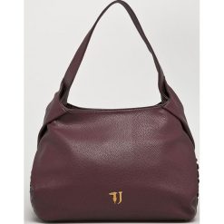Trussardi Jeans - Torebka. Różowe torebki klasyczne damskie marki Trussardi Jeans, w paski, z poliesteru, casualowe, na ramię, średnie, bez dodatków. W wyprzedaży za 429,90 zł.