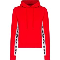 Bluza LOVE MOSCHINO. Czarne bluzy damskie Love Moschino, s, bez wzorów, z dzianiny, z krótkim rękawem, krótkie, z kapturem. W wyprzedaży za 509,00 zł.