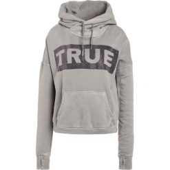 Bluzy damskie: True Religion HOODY BOXY LOGO Bluza z kapturem camouflage