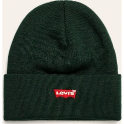 Levi's - Czapka. Zielone czapki damskie Levi's®, bez wzorów, z dzianiny. W wyprzedaży za 69,90 zł.