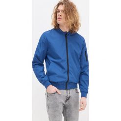 Kurtka bomber - Niebieski. Niebieskie kurtki męskie House, s, bez wzorów, bez kaptura. Za 99,99 zł.