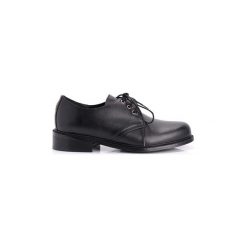 Derby Patrizia Pepe DV7684/A484-K103. Czarne półbuty damskie Patrizia Pepe, bez wzorów, bez obcasa, bez zapięcia. Za 289,00 zł.