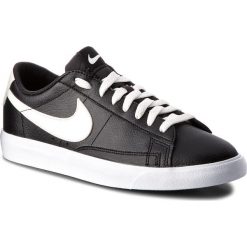 Buty NIKE - Blazer Low Lthr AJ9515 001 Black/Sail/Sail/Gum Med Brown. Czarne buty sportowe męskie Nike, ze skóry, bez zapięcia. W wyprzedaży za 319,00 zł.