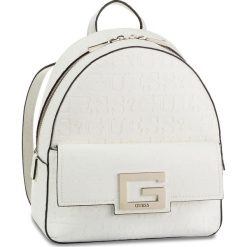 Plecak GUESS - Brightside (VD) HWVD75 80320 WHI. Białe plecaki damskie Guess, z aplikacjami, ze skóry ekologicznej. Za 569,00 zł.