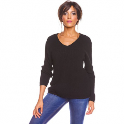 Sweter "Carmen" w kolorze czarnym. Czarne swetry oversize damskie marki So Cachemire, s, z kaszmiru. W wyprzedaży za 173,95 zł.