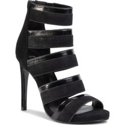 Sandały LIU JO - New Bloom 08 SA0045 P0021 Black 22222. Czarne klapki damskie Liu Jo, bez wzorów, z zamszu, bez obcasa. Za 799,00 zł.