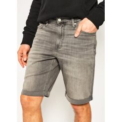 Szorty jeansowe Calvin Klein Jeans J30J314649. Szare spodenki i szorty męskie Calvin Klein Jeans, m, bez wzorów, z elastanu. Za 299,00 zł.
