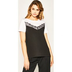Bluzka DKNY P0BH7FMJ. Czarne bluzki damskie DKNY, m, bez wzorów, z nylonu, bez kołnierzyka, bez rękawów. Za 349,00 zł.