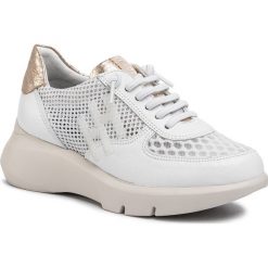 Sneakersy HISPANITAS - Cuzco HV00228 White1. Białe półbuty damskie Hispanitas, bez wzorów, ze skóry ekologicznej, bez obcasa, na koturnie, bez zapięcia. Za 499,00 zł.